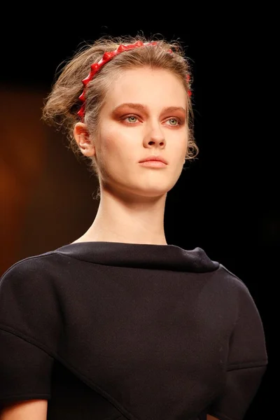 Look 7